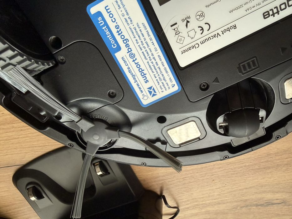 Aspirator robot Bagotte BG800