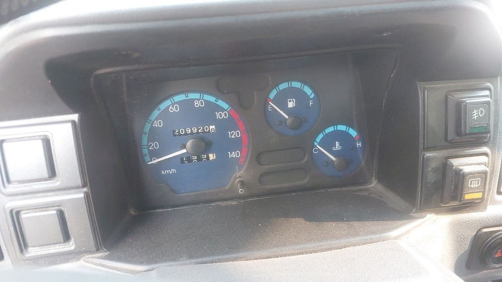 Damas 2019 oq holati yaxwi udari yoq suyagi butun