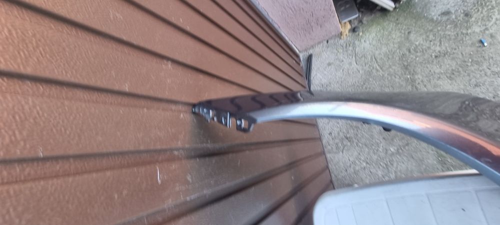 Bara fata Mercedes E class Amg coupe