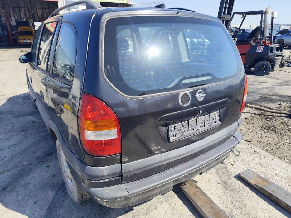 Opel Zafira 2.0 дизел - 101к.с - 2000г. на части