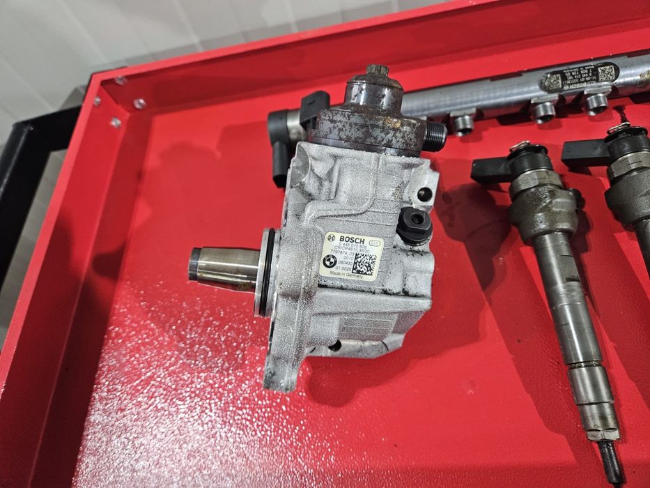 Kit injectie pompa rampa injectoare BMW seria1 seria3 2.0d n47 143 cp