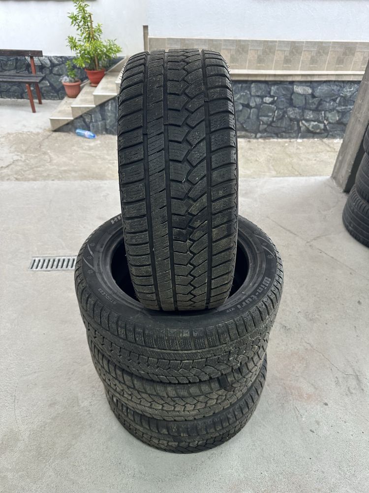 Продавам зимни гуми 225/50/17