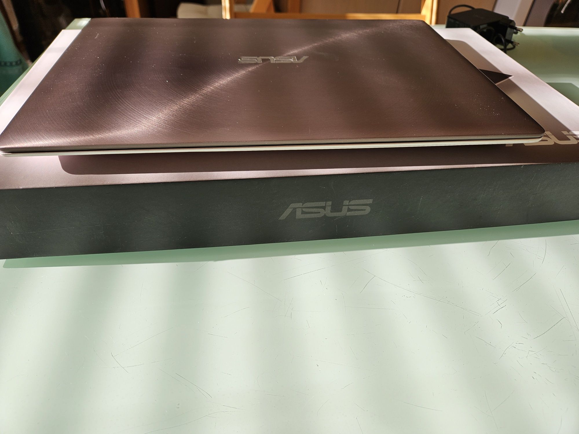 ASUS Zenbook UX303L