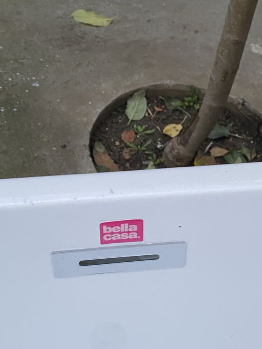 Cadă baie noua nefolosita firma Bella Casa