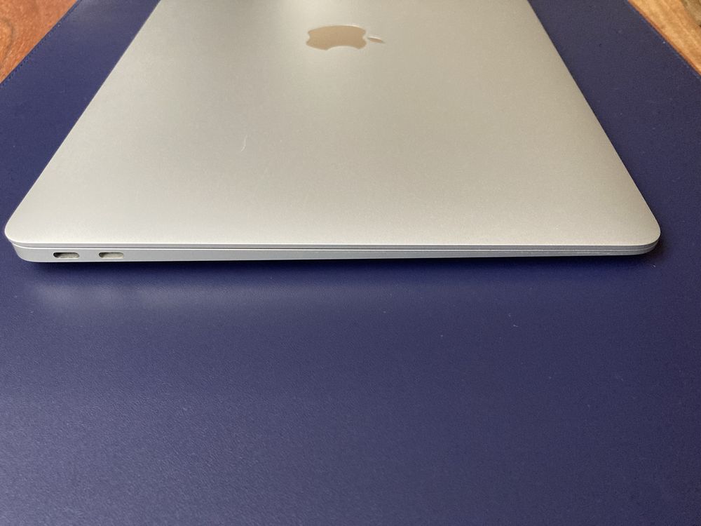 Laptop MacBook M1
