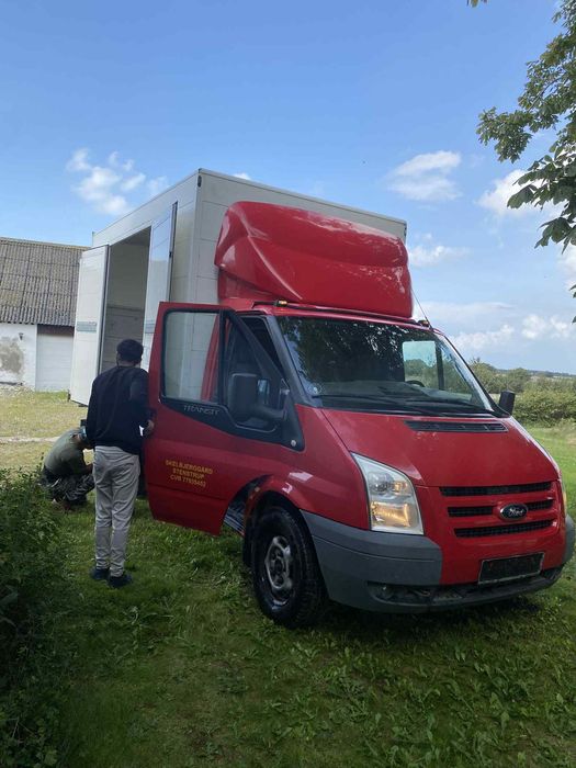 vând camionetă ford tranzit