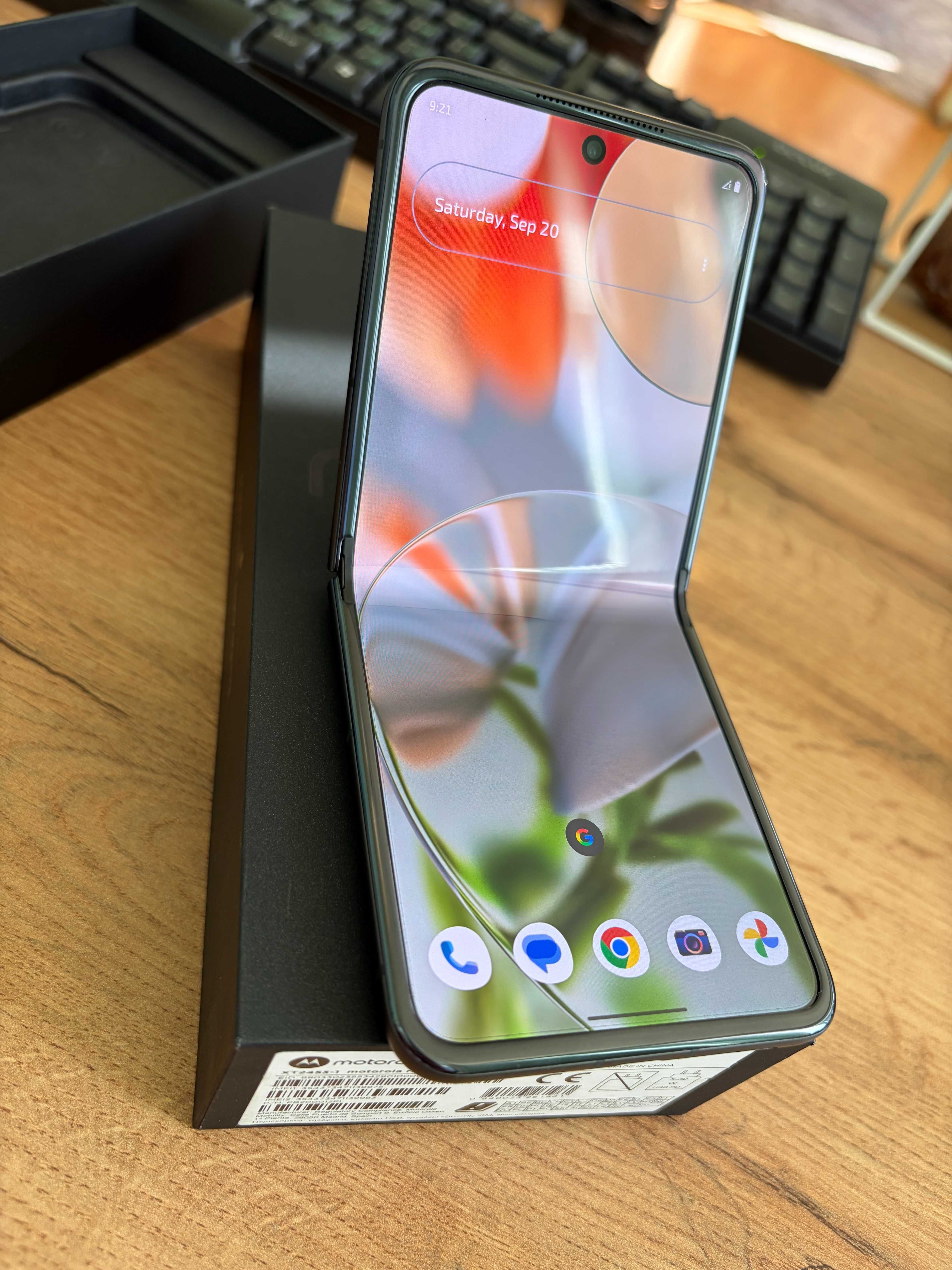 Motorola RAZR 50 Black ГАРАНЦИЯ
