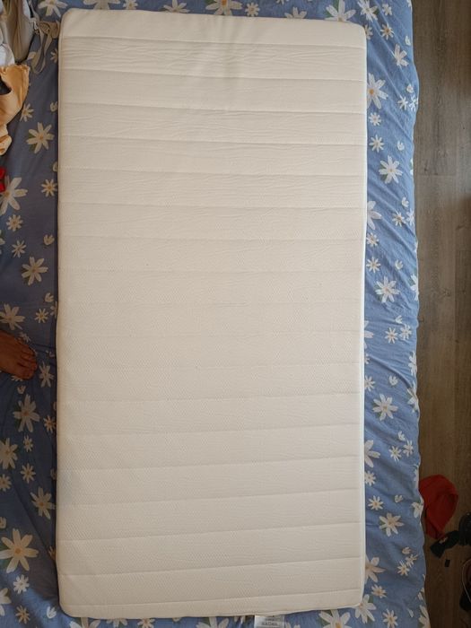 Vând saltea copii 140 x 70 x 8 Tare