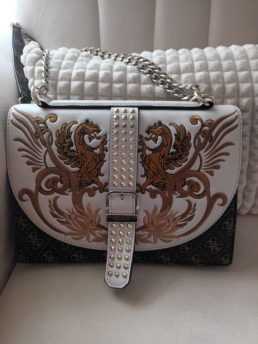 Geanta Guess, model deosebit