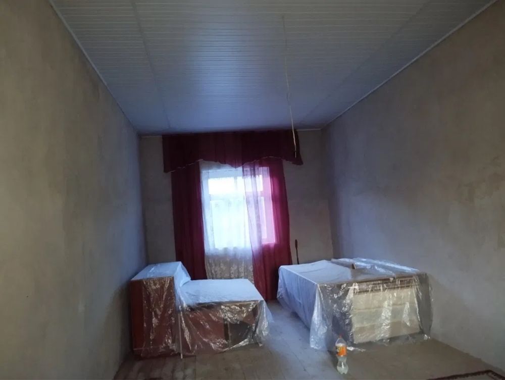 Zilol mahallasi 8 avtobus yoʻlida joylashgan hovli sotiladi!
