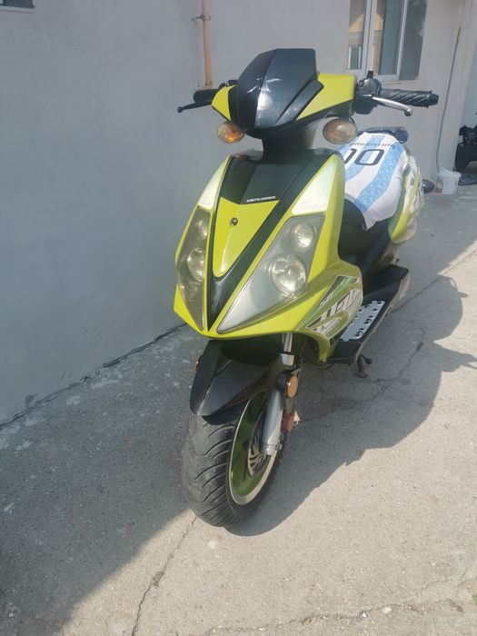 Scuter merge bine acte pentru înscriere