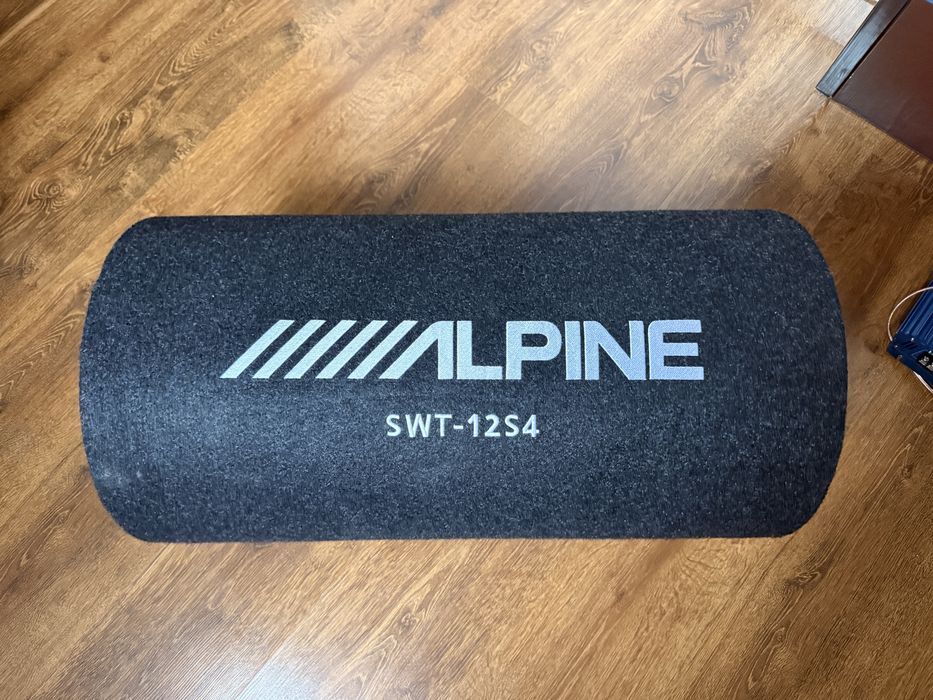 Subwoofer auto pasiv Alpine 300W RMS