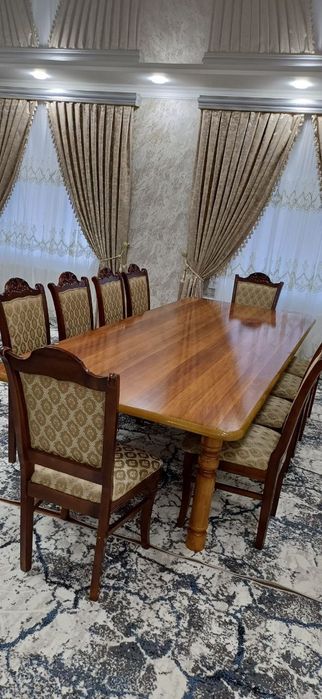 Стол-стул комплект сотилади