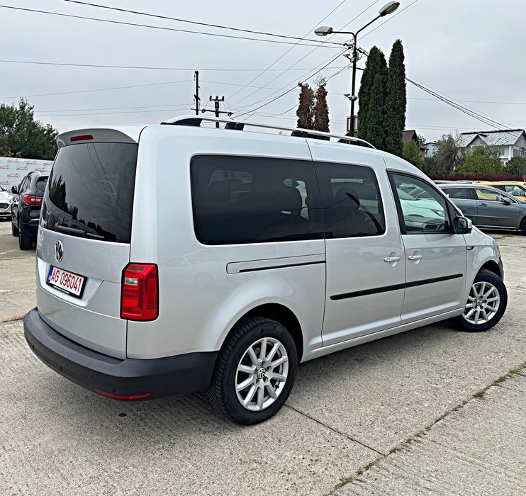 Volkswagen Caddy Caddy Versiunea Lungă 7 locuri