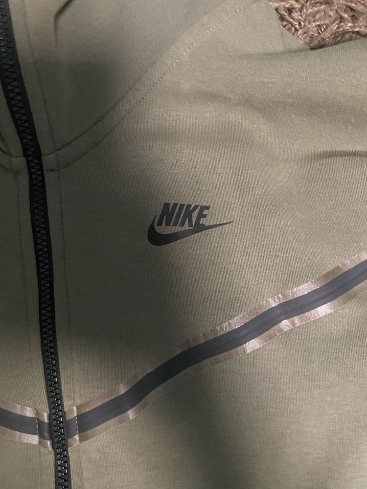 hanorac nike tech