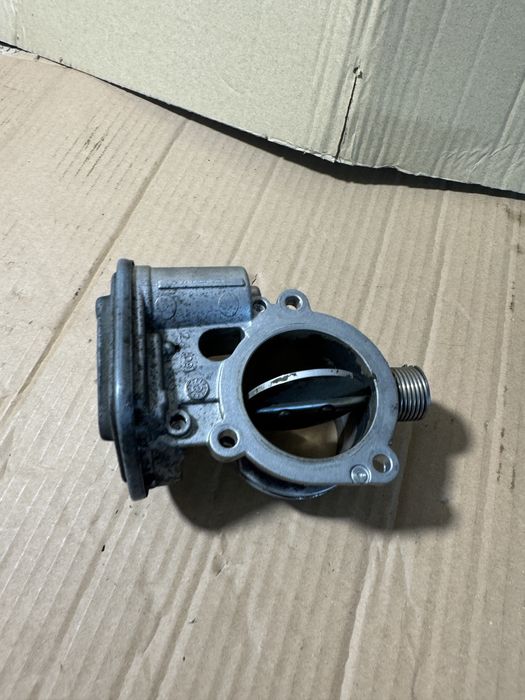 Clapeta de acceleratie BMW n47d20a 177cp e60 e61 e90 e91