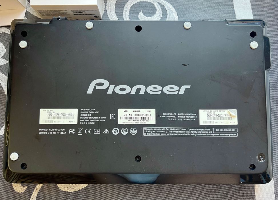 Consola/Controller  Dj Pioneer  DDJ WEGO 3  / Impecabila + Căști Bonus