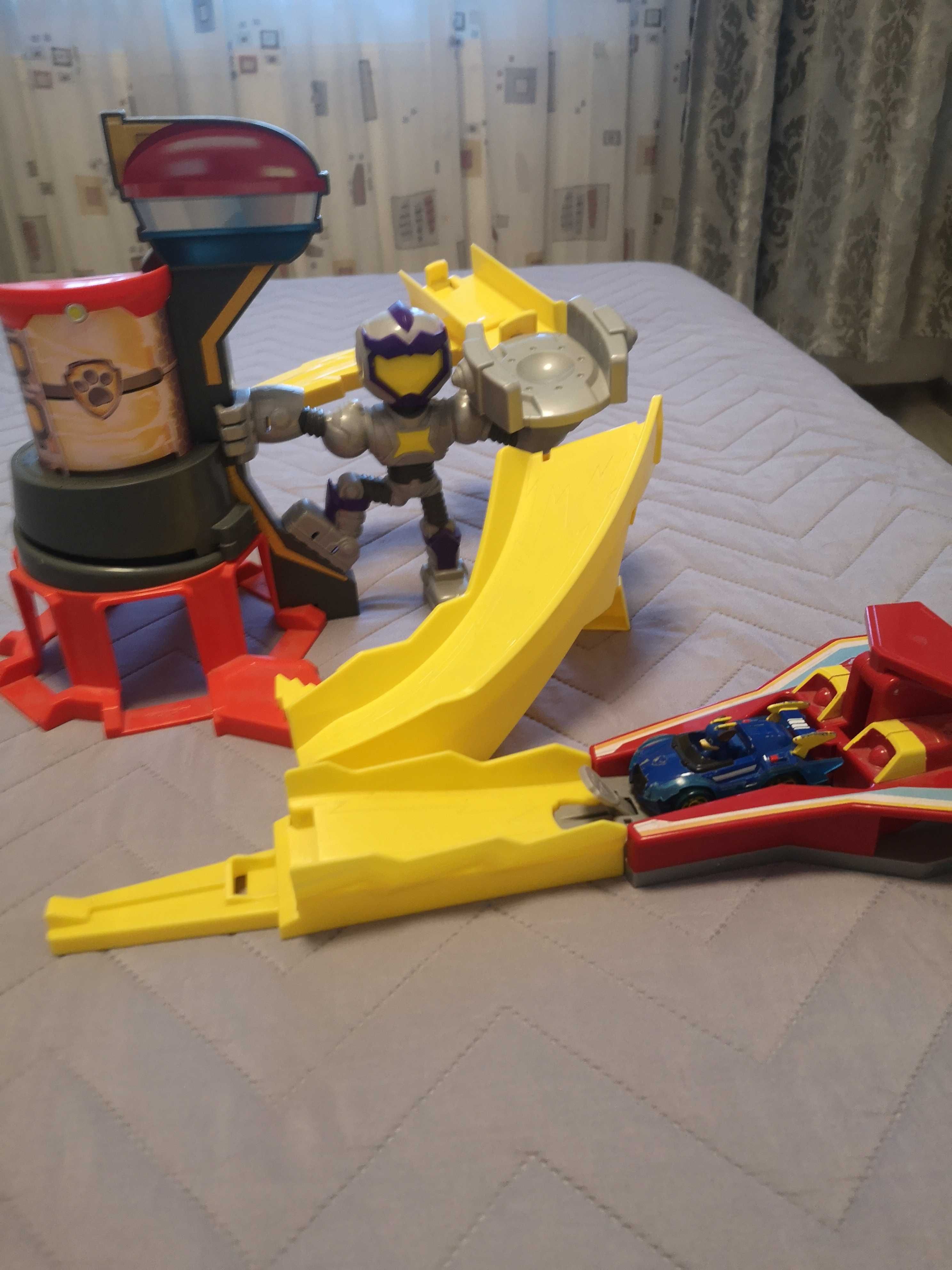 Lot de jucarii, originale, Paw Patrol masinute, figurine