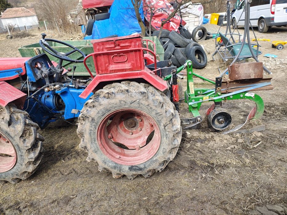 Vând tractor articulat 35cp