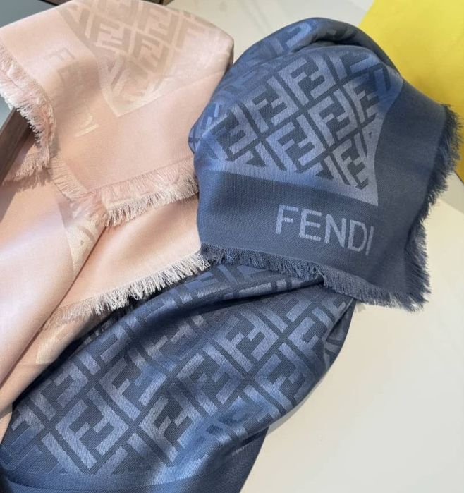 Дамски луксозен шал