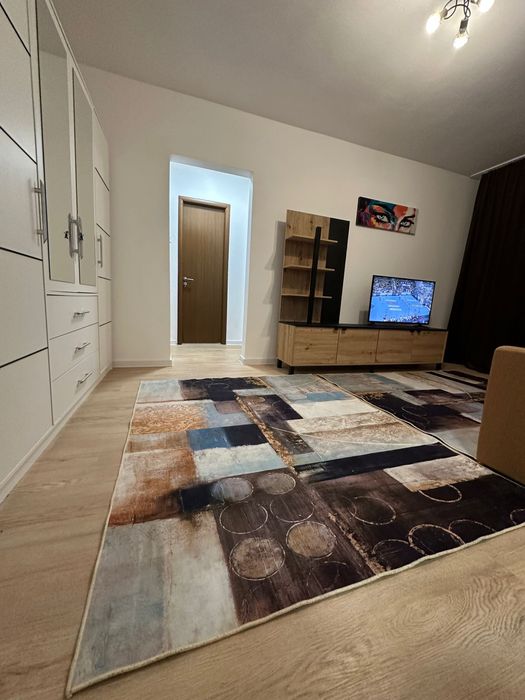 Prima chirie/ apartament 2 camere sector 4 renovat (loc parcare bonus)