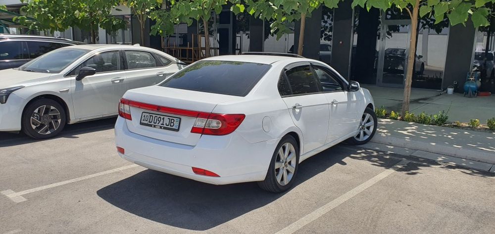 Chevy Epica 2.0 white-рассрочку!!!