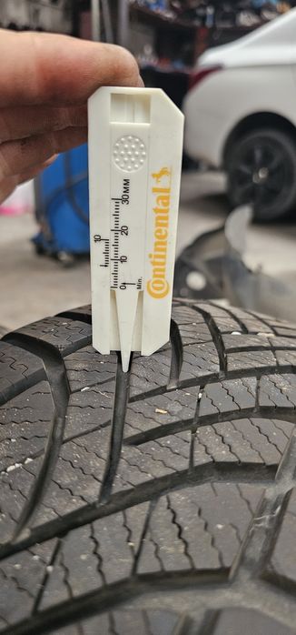 Set anvelope 215/55/17 iarnă