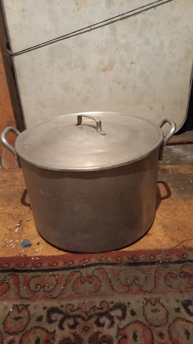 Продам алюминиевые кастрюлю