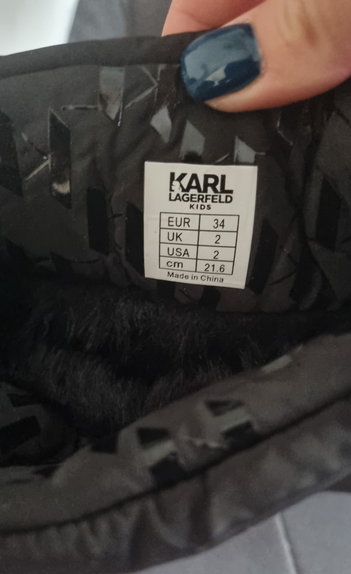 Детски апрески KARL LAGERFELD kids