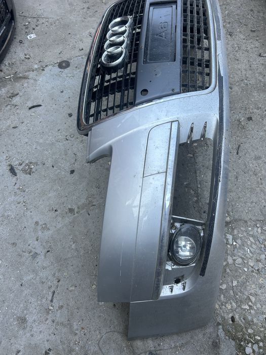 Предна броня за ауди а6 4ф 2006г/predna bronq za audi a6 4f