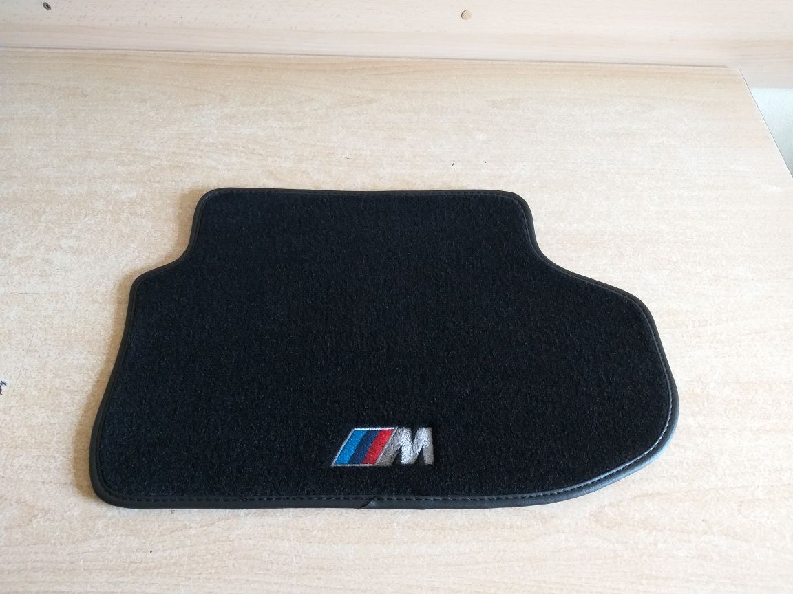 Covorase auto din mocheta dedicate BMW SERIA 5 ( F10 ) ///M