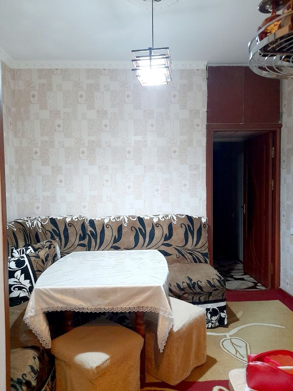 Qizlarga kvartira bezmakler