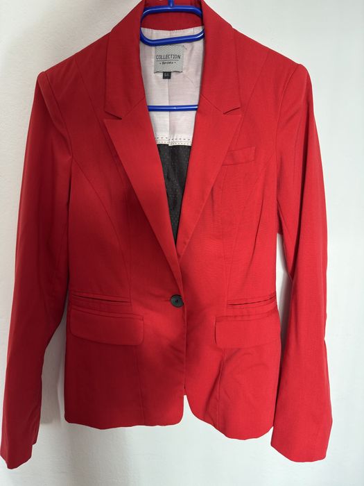 Sacou Bershka marimea S rosu