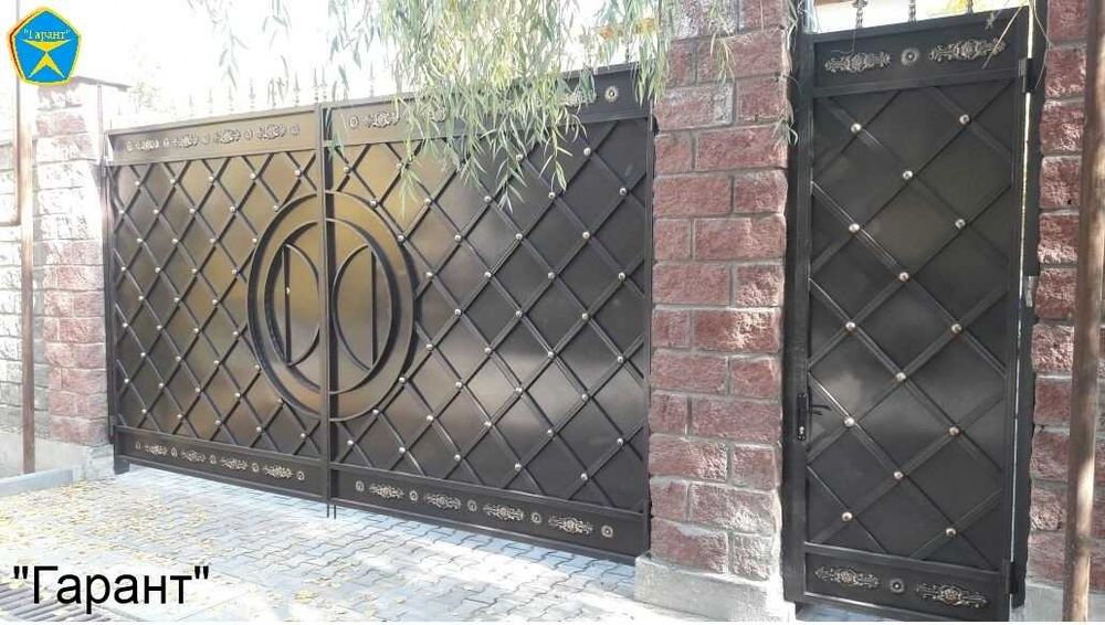Металлические распашные кованые ворота (откатные). Установка бесплатно