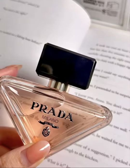 Prada Paradoxe - парфюм