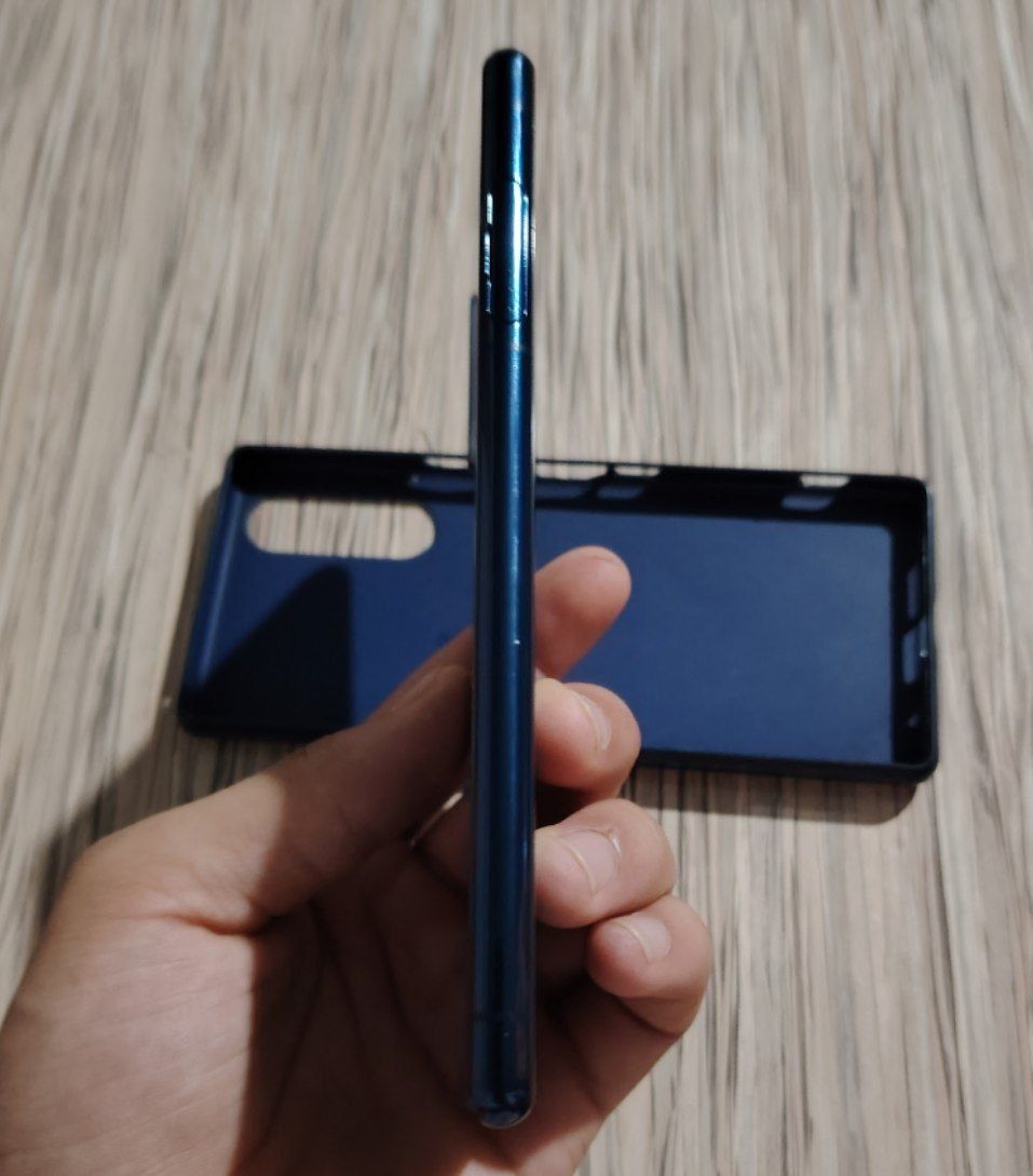 Телефон Sony Xperia 5 Mark III  чистый японский
