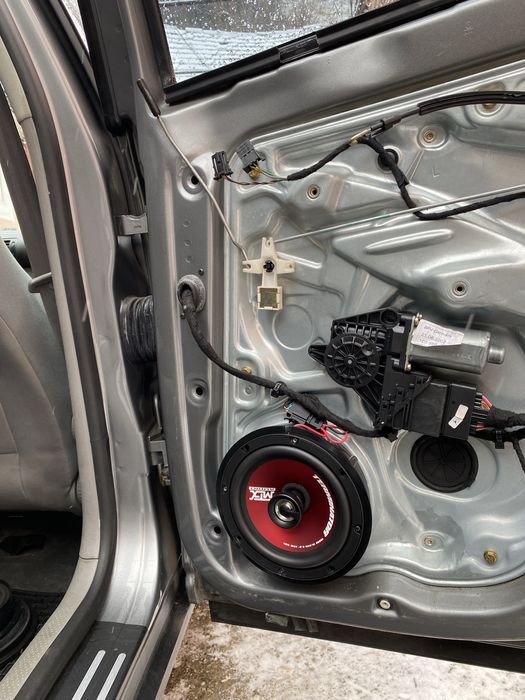 Electrician Auto , Sisteme Audio , Navigatii , Camere Auto