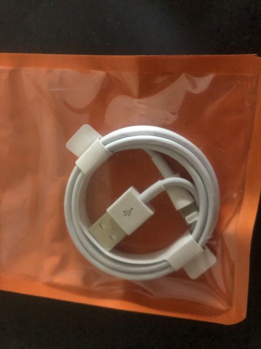 USB кабел чисто нов