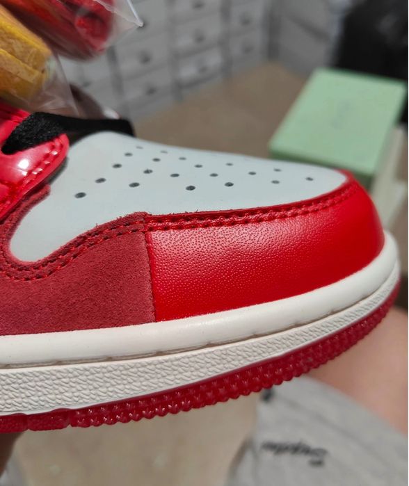 Jordan 1 High OG Spider-Man
