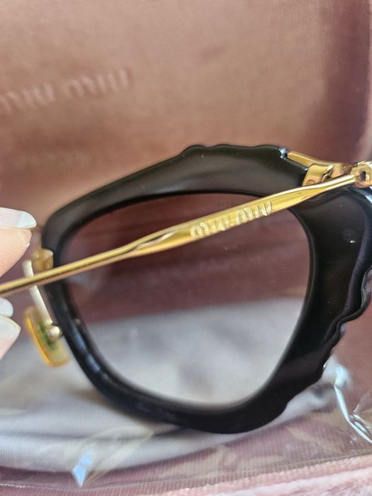 Miu Miu слънчеви очила