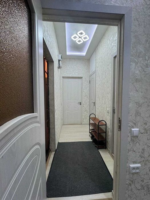 Аренда 2х перед. в 3х комнатная раздельная квартира Авиасозлар дворец