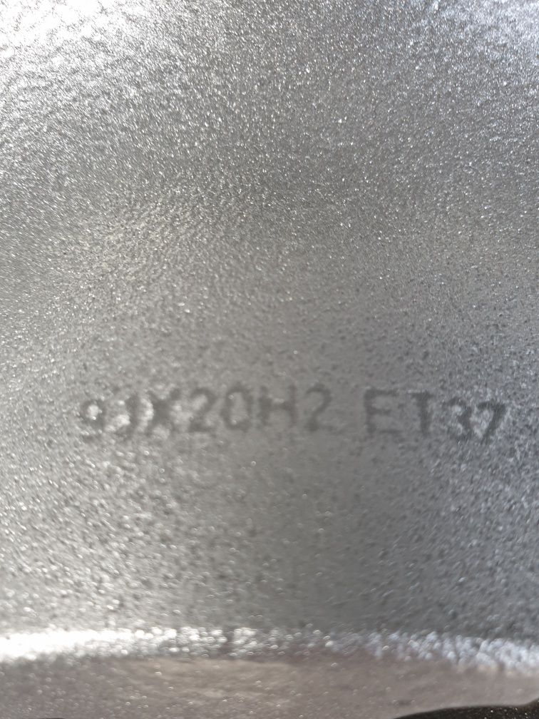 Оригинални джанти за АУДИ AUDI VW SEAT SKODA R20 5x112 ET37 9J