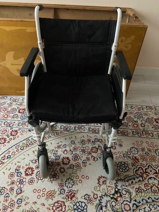 Продам коляски для инвалидов цены в описании