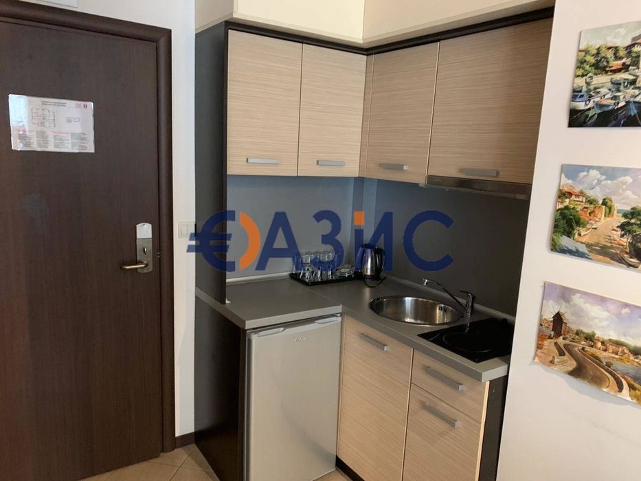 Продава се Едностаен апартамент в к.к. Слънчев бряг - 40 кв.м за 1323 €/кв.м - Снимка #8