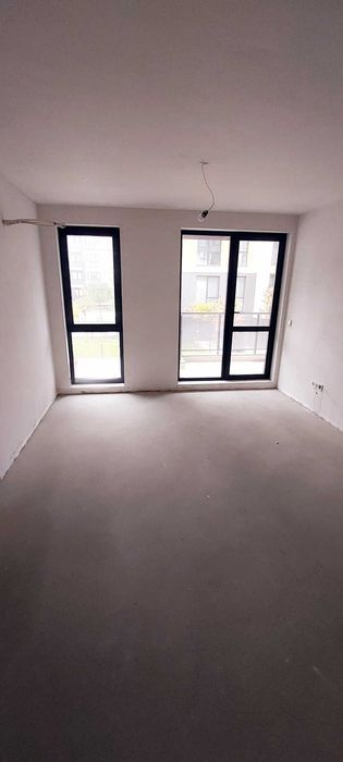 Тристаен апартамент в Малинова долина