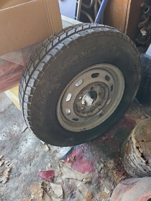 Продам шины на газель