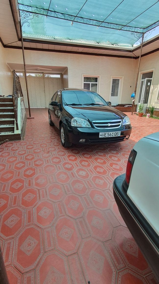 Laceti 2013 3poz avtomat lyul 1.6 qop qora