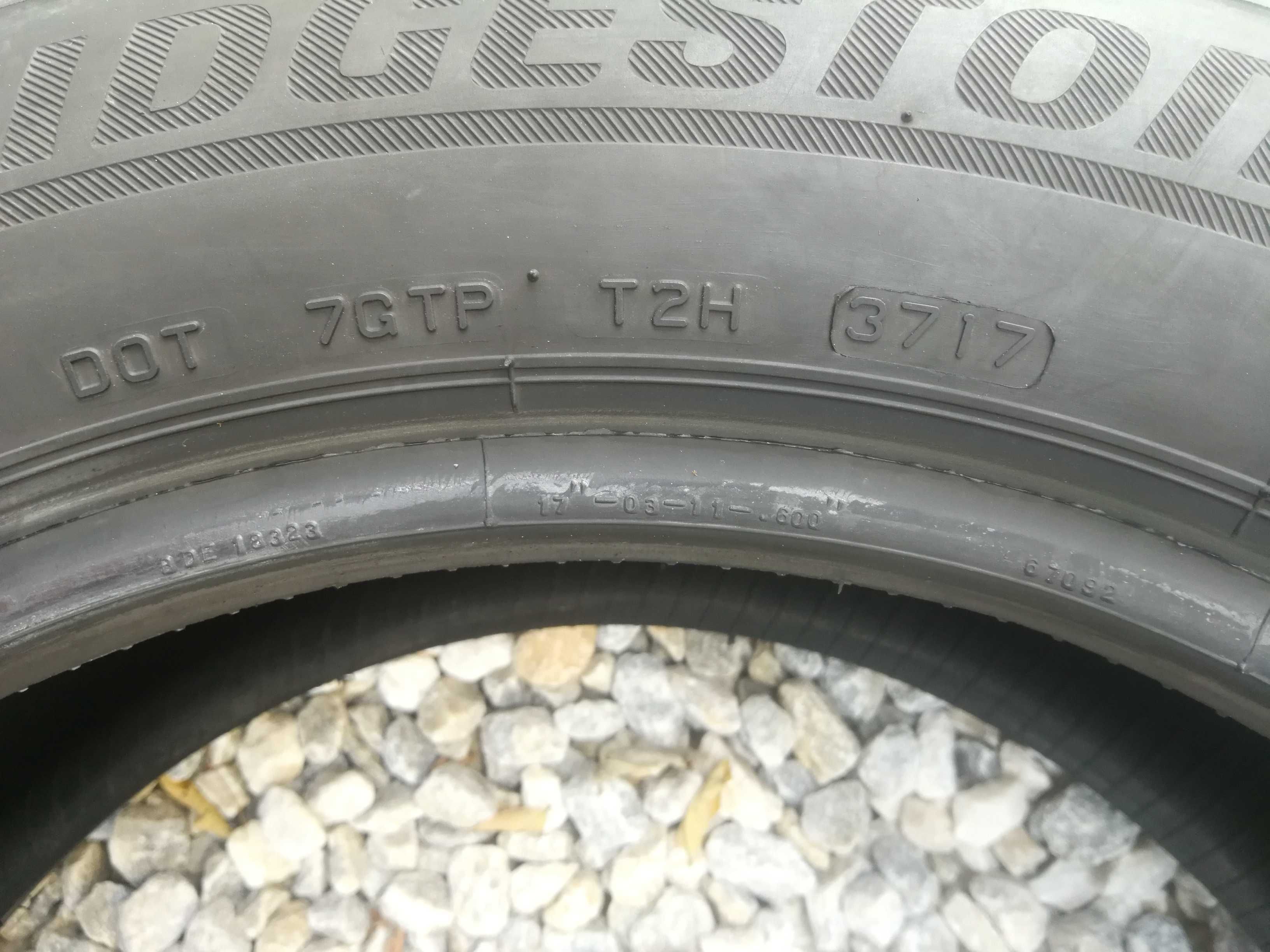 4 зимни гуми R17 205/60 Bridgestone Blizzak LM001 * 93H M+S