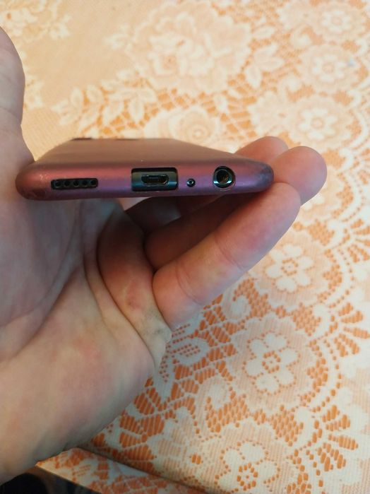 Продава се Huawei 2019