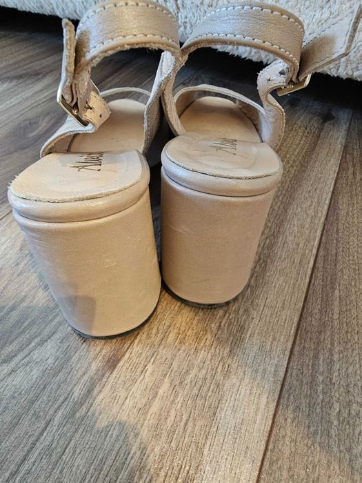 Елегантни сандали , номер 37